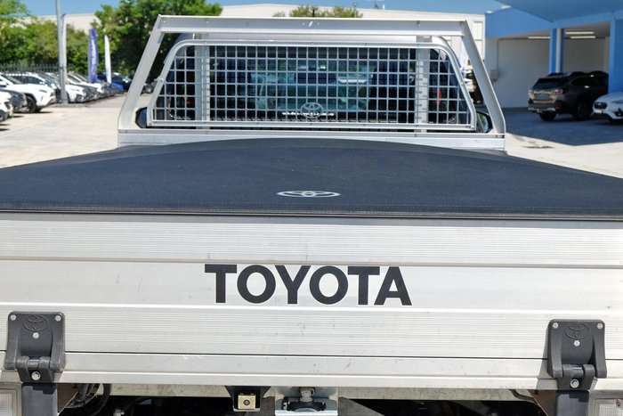 2019 Toyota Hilux Workmate TGN121R 4x2 Graphite