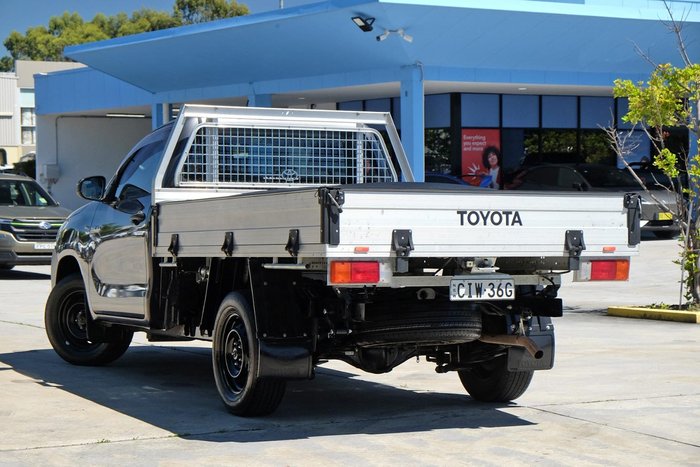 2019 Toyota Hilux Workmate TGN121R 4x2 Graphite