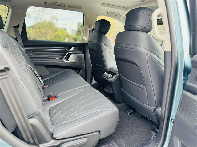 2024 LDV D90 Executive