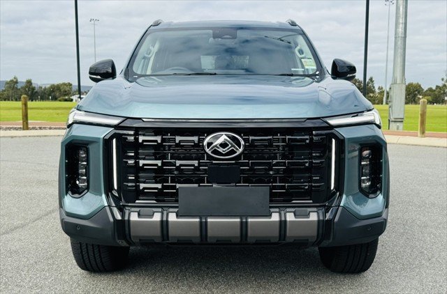 2024 LDV D90 Executive