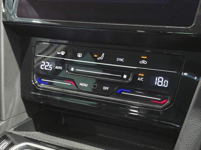 2021 Volkswagen Passat 206TSI R-Line