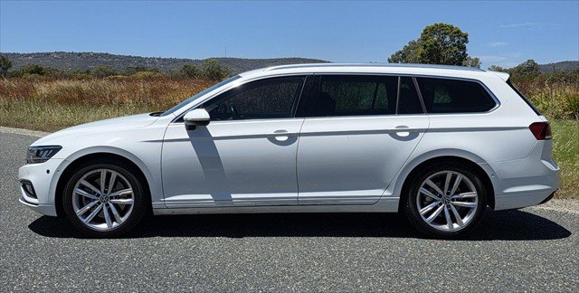 2021 Volkswagen Passat 206TSI R-Line