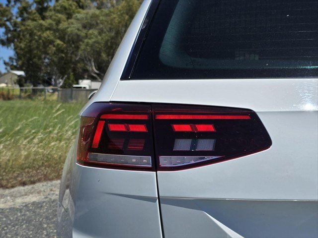 2021 Volkswagen Passat 206TSI R-Line