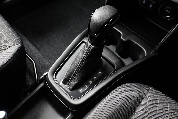 2025 Suzuki Swift Hybrid Plus