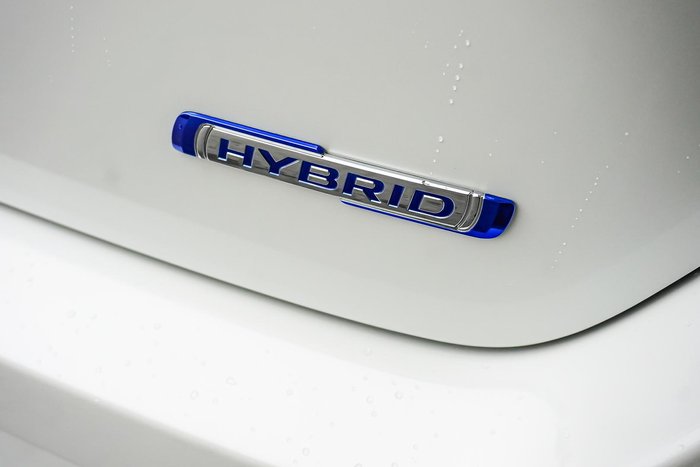 2025 Suzuki Swift Hybrid Plus
