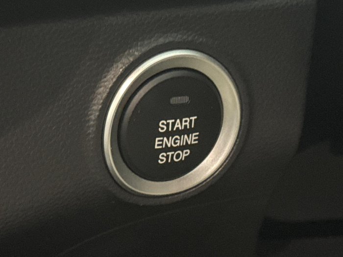 2025 LDV D90 Executive