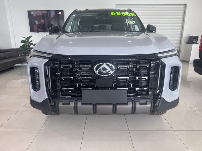 2025 LDV D90 Executive