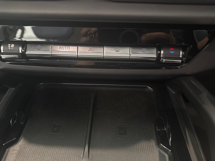 2025 LDV D90 Executive