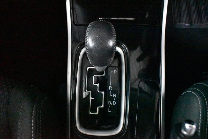 2018 Mitsubishi Outlander LS