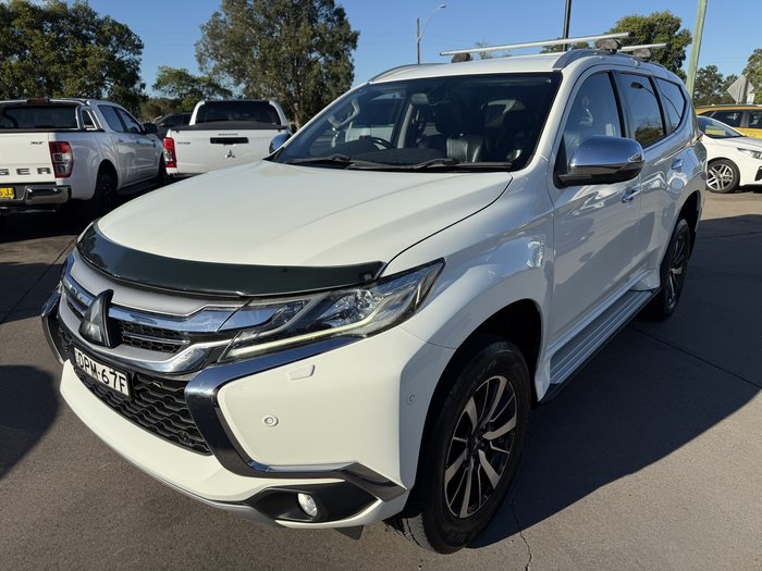 2017 Mitsubishi Pajero Sport