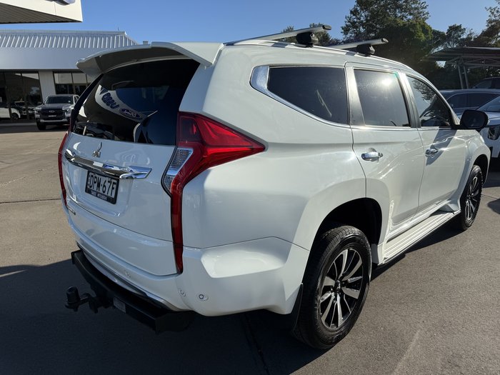 2017 Mitsubishi Pajero Sport