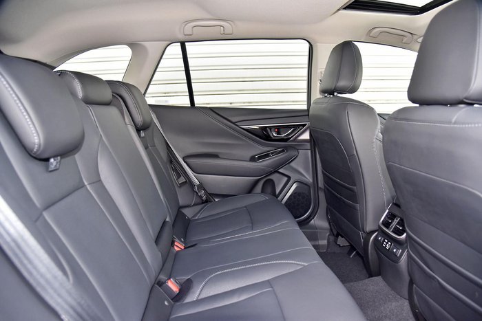 2025 Subaru Outback AWD Touring XT 6GEN MY25 AWD Ice Silver