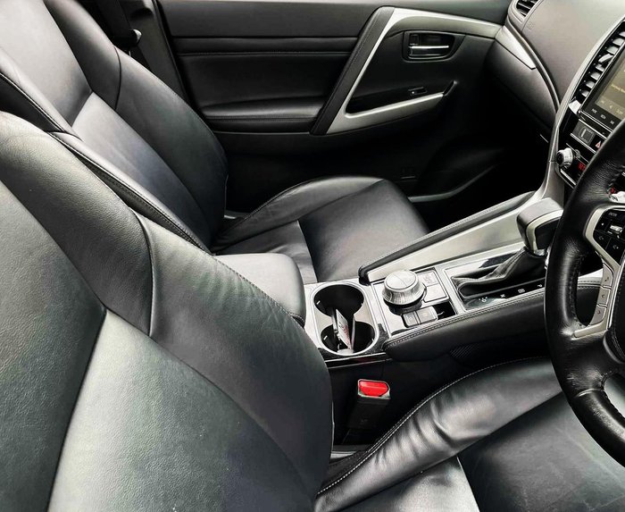 2022 Mitsubishi Pajero Sport GSR