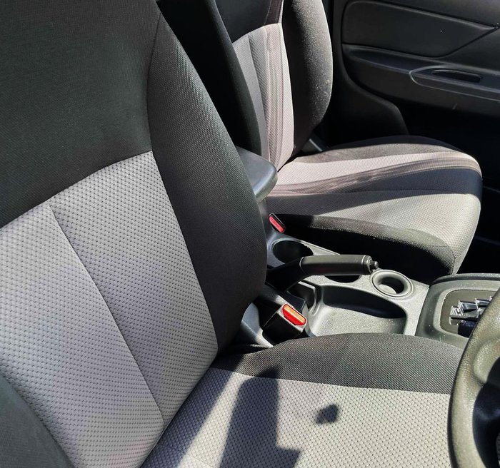 2020 Mitsubishi Triton GLX