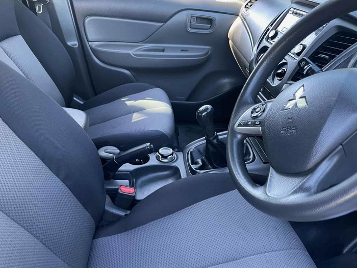 2017 Mitsubishi Triton GLX+