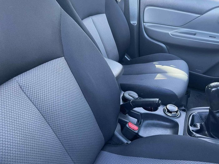 2017 Mitsubishi Triton GLX+