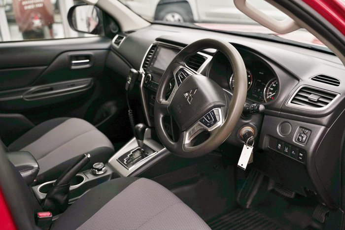 2022 Mitsubishi Triton GLX+