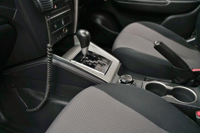 2022 Mitsubishi Triton GLX+