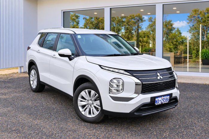 2025 Mitsubishi Outlander