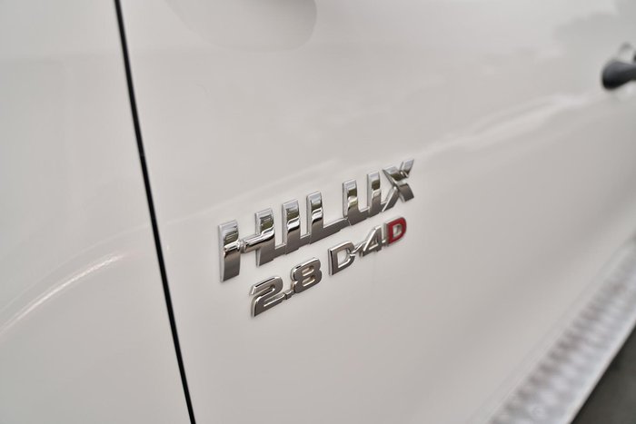 2020 Toyota Hilux SR