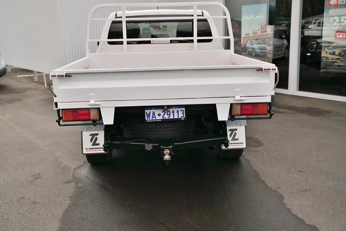 2020 Toyota Hilux SR