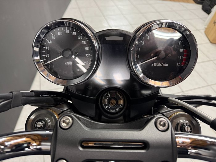 2025 Kawasaki Z900RS SE Black