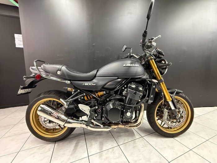 2025 Kawasaki Z900RS SE Black