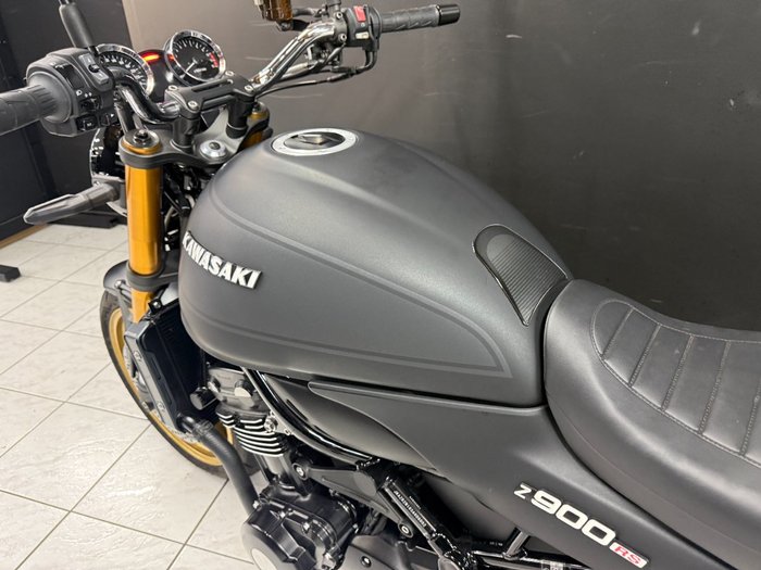 2025 Kawasaki Z900RS SE Black