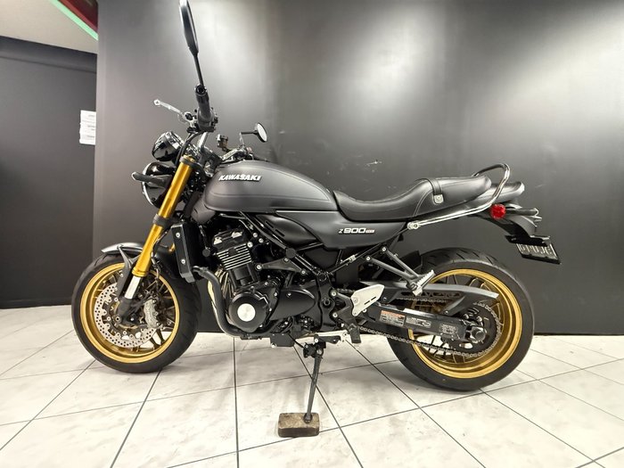 2025 Kawasaki Z900RS SE Black