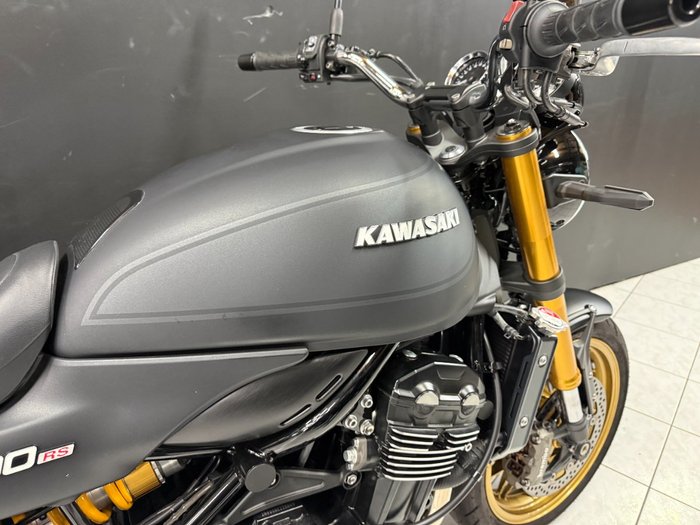 2025 Kawasaki Z900RS SE Black