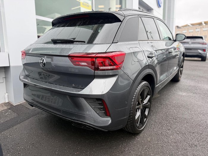 2025 Volkswagen T-Roc 140TSI R-Line