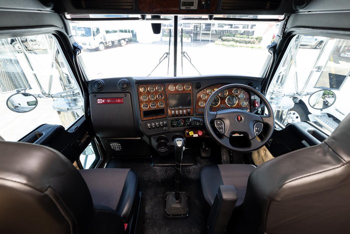 2025 Kenworth T659