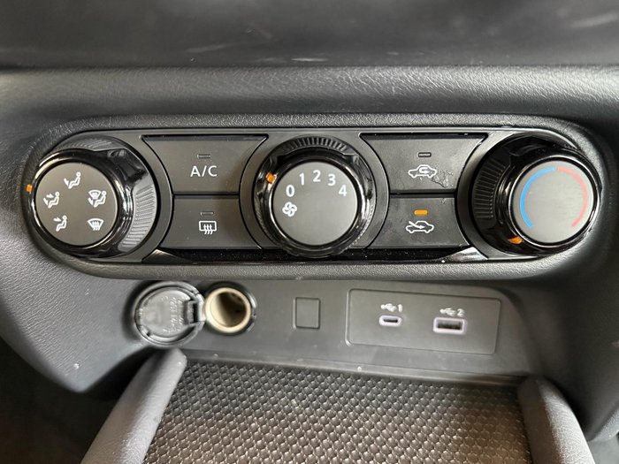 2025 Nissan JUKE ST
