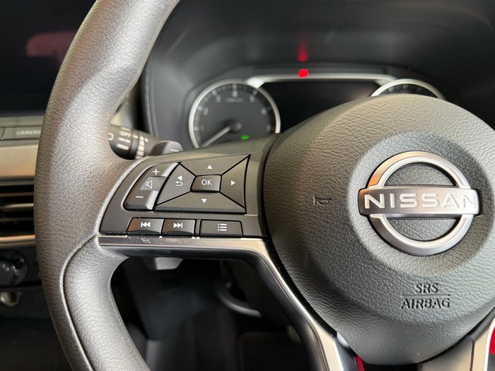 2025 Nissan JUKE ST