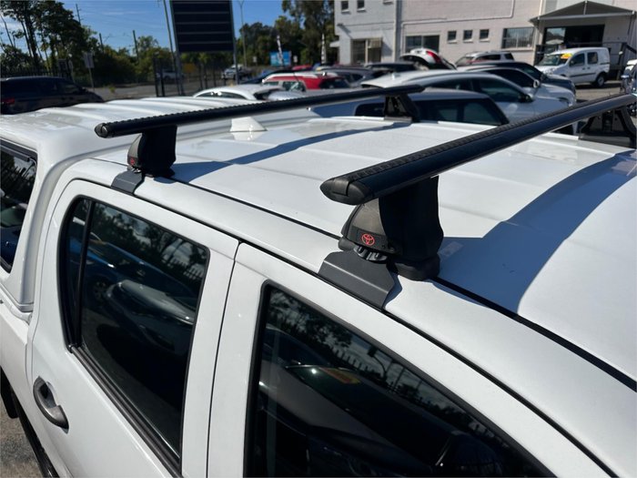 2021 TOYOTA HILUX WORKMATE (4x2)