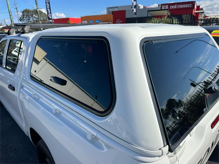 2021 TOYOTA HILUX WORKMATE (4x2)