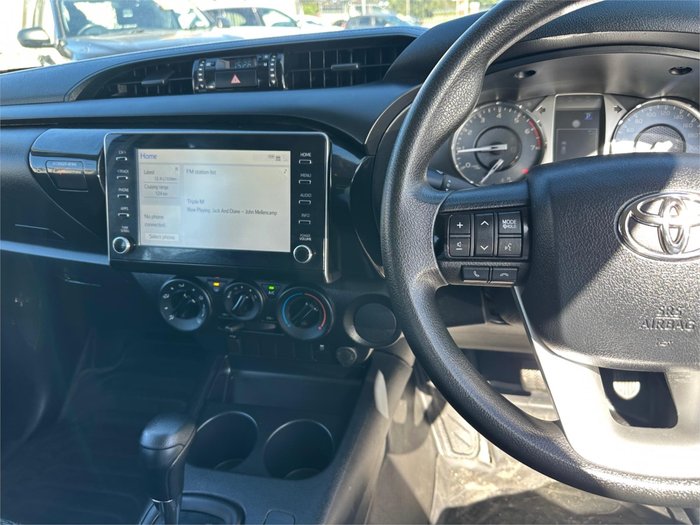 2021 TOYOTA HILUX WORKMATE (4x2)