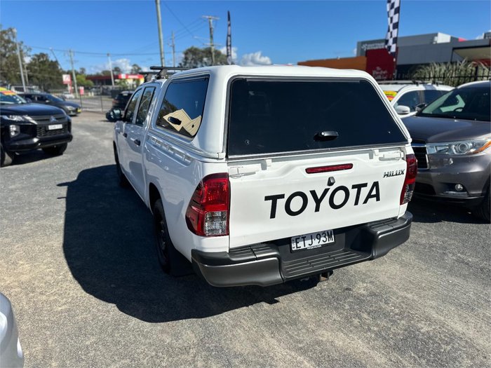 2021 TOYOTA HILUX WORKMATE (4x2)