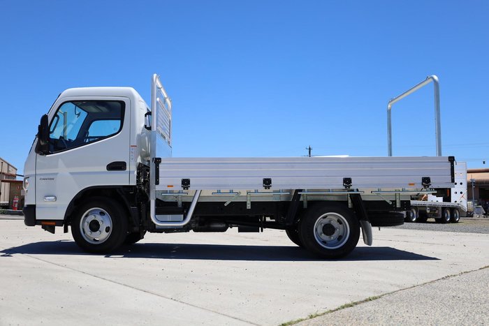 2025 Fuso 515 Canter Narrow Cab Alloy Tray White