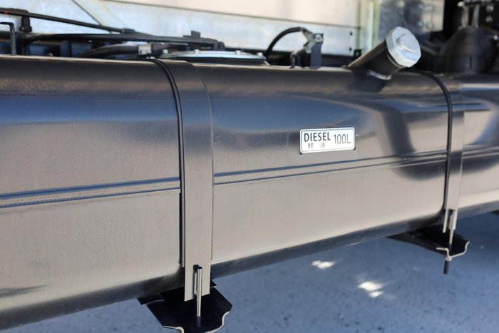 2025 Fuso 515 Canter Narrow Cab Alloy Tray White