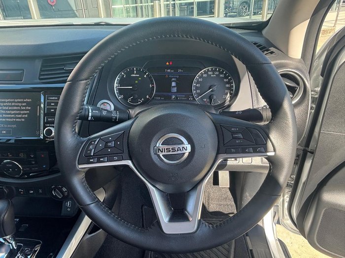 2024 Nissan Navara ST-X