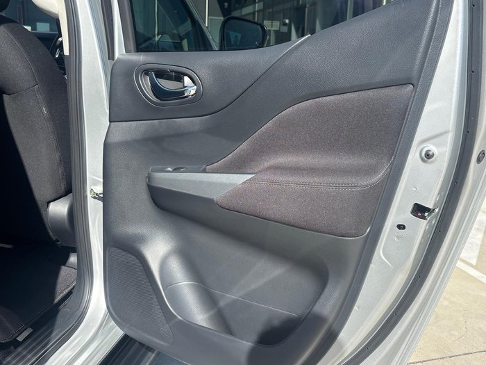 2024 Nissan Navara ST-X