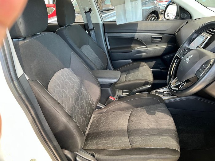 2022 Mitsubishi ASX ES