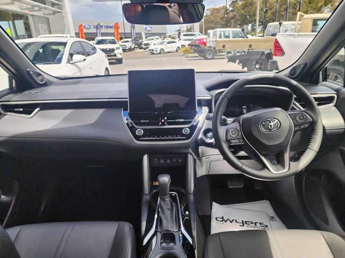 2024 Toyota Corolla Cross Atmos