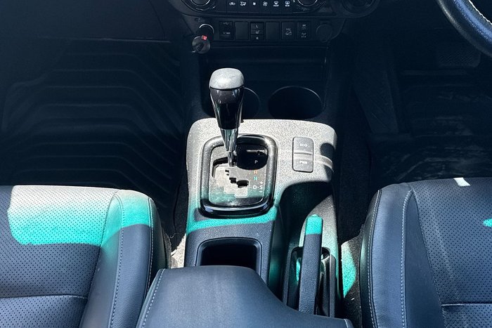 2021 Toyota Hilux Rugged X