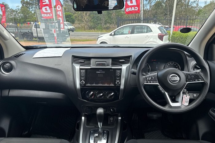 2023 Nissan Navara SL