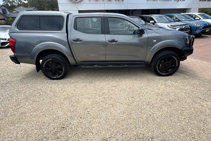 2023 Nissan Navara SL