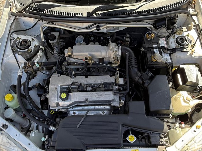 2002 Ford Laser LXi KQ Polar White