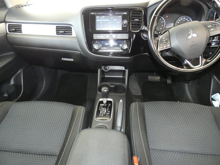 2015 Mitsubishi Outlander LS