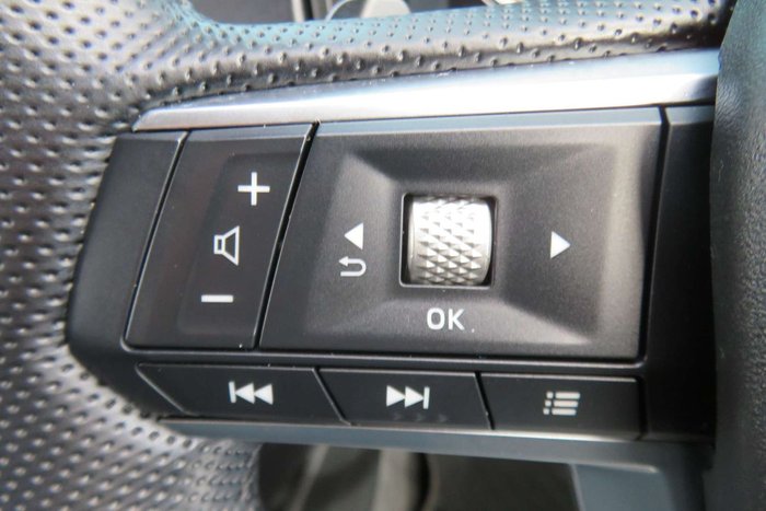 2022 Mitsubishi Outlander Exceed